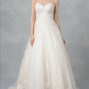 Jewel by David’s Bridal Wedding Dress
